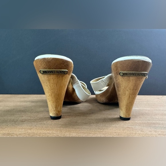 Women’s Michael Kors Jules White Leather Suede Signature Logo Luxury Heels - Picture 5 of 11